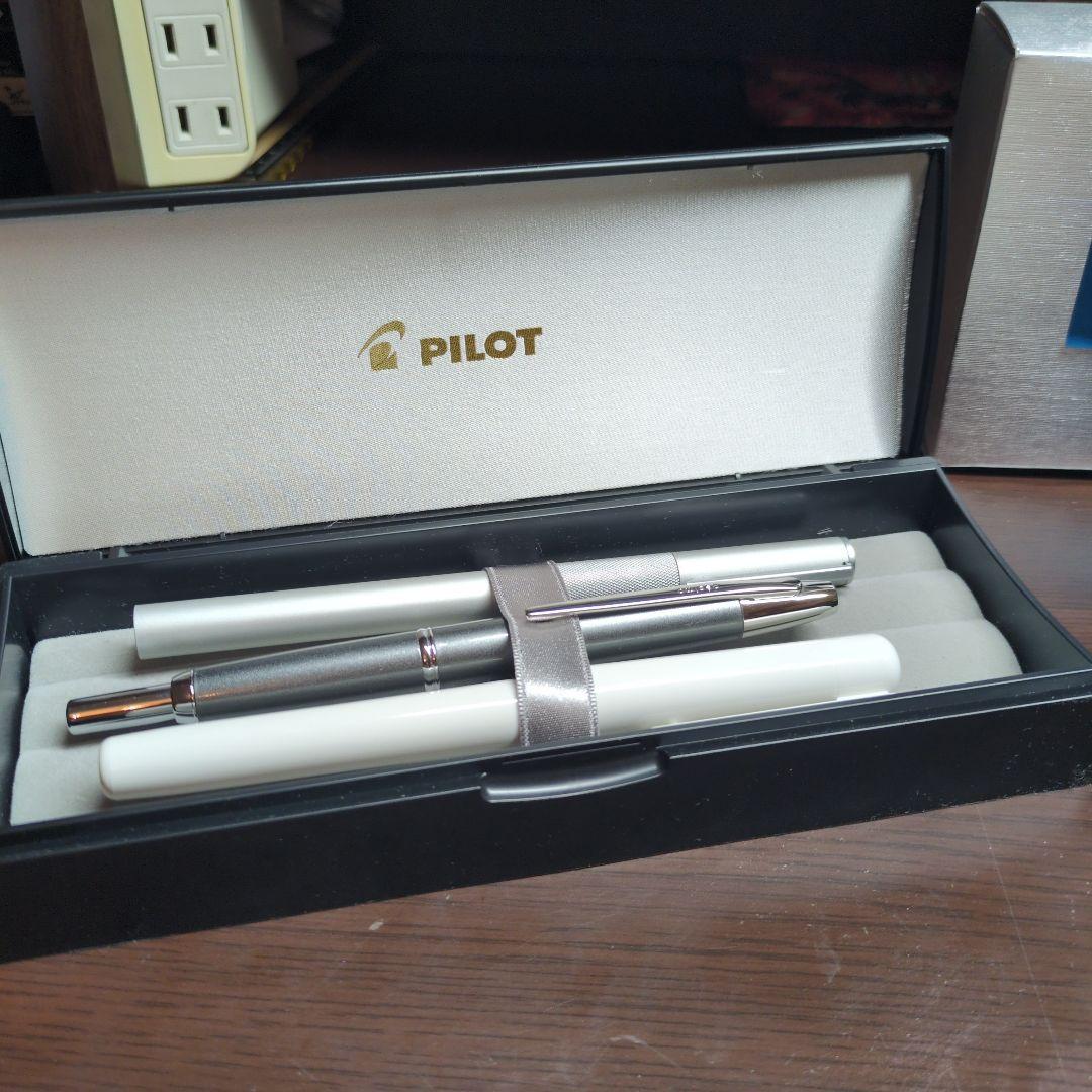 PILOT 万年筆 キャップレスデシモ ダークグレーマイカ おまけ付き