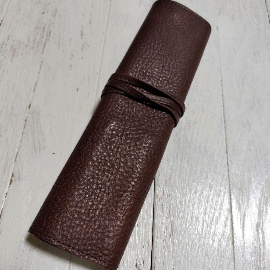 土屋鞄製造所　トーンオイルヌメロールペンケース　¥15400