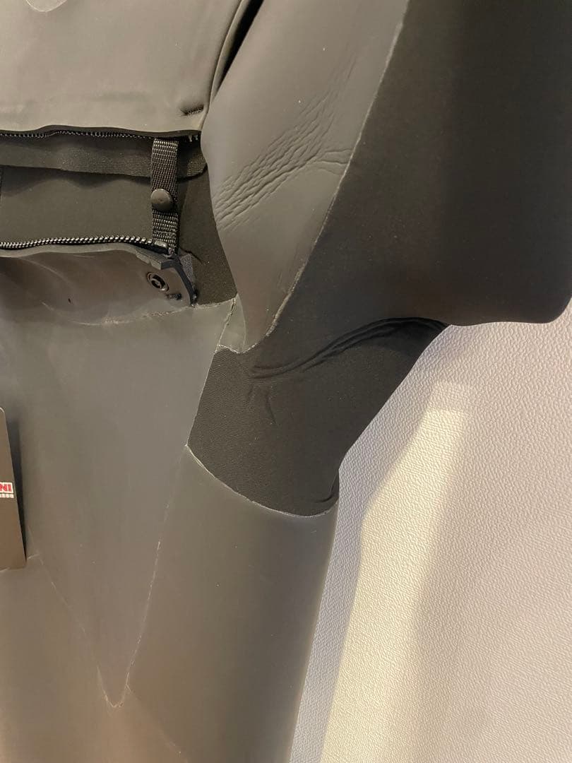 【ウォークマン】セミドライ fellow surf 5×3mm サイズLB