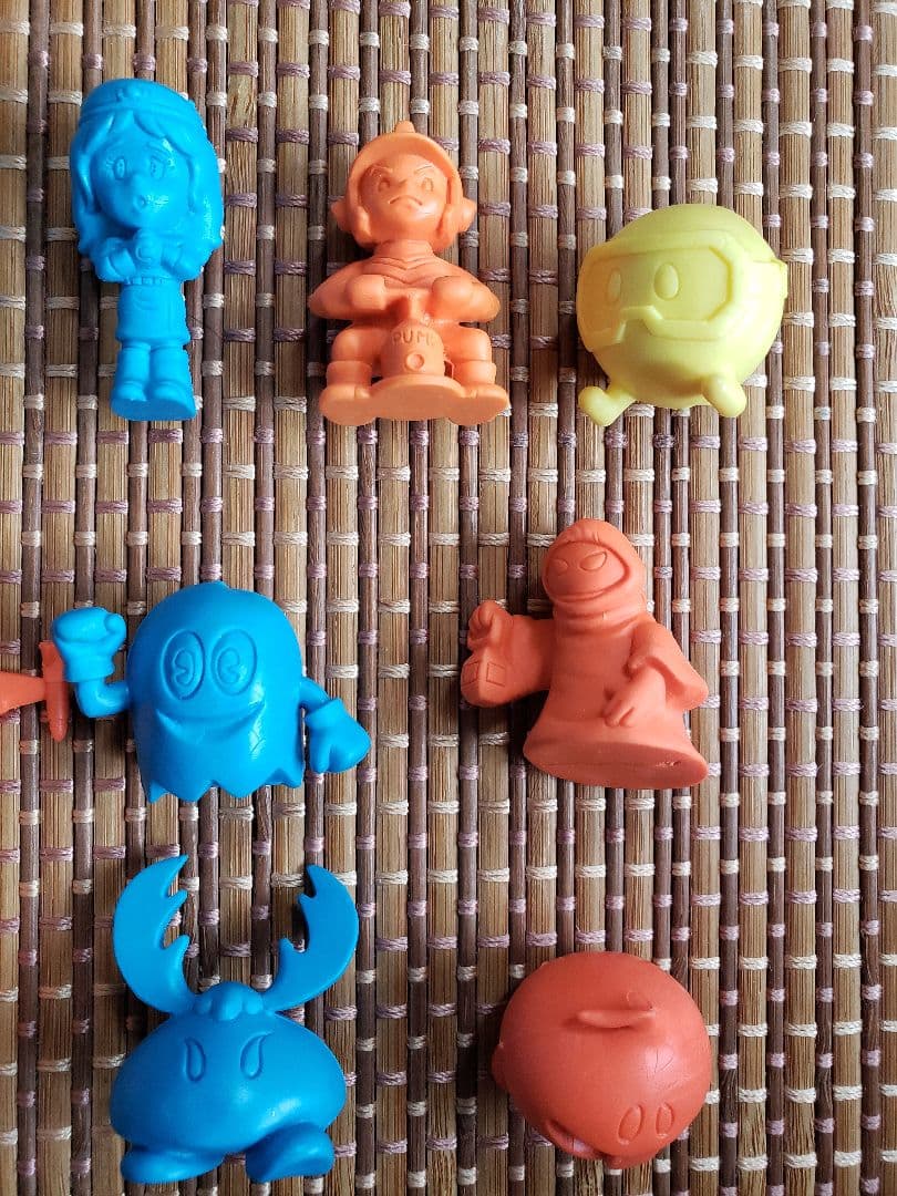 正規品　ナムコット消しゴム　ファミコン　キン消し　ドルアーガの塔ディグダグ