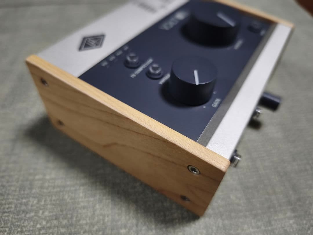 【ほぼ未使用】VOLT 176 USB Recording Studio