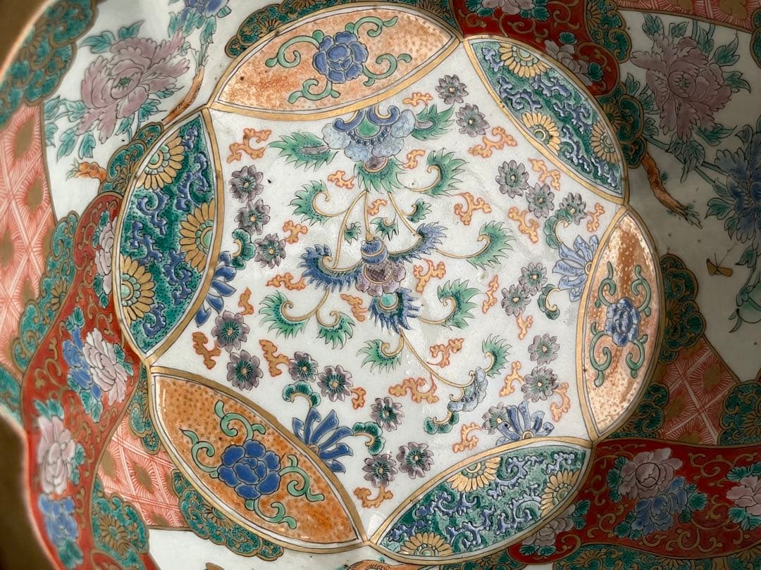 骨董　アンティーク　古伊万里　金襴手　色絵　芙蓉　蝶々　輪花縁　鉢　深鉢　菓子鉢