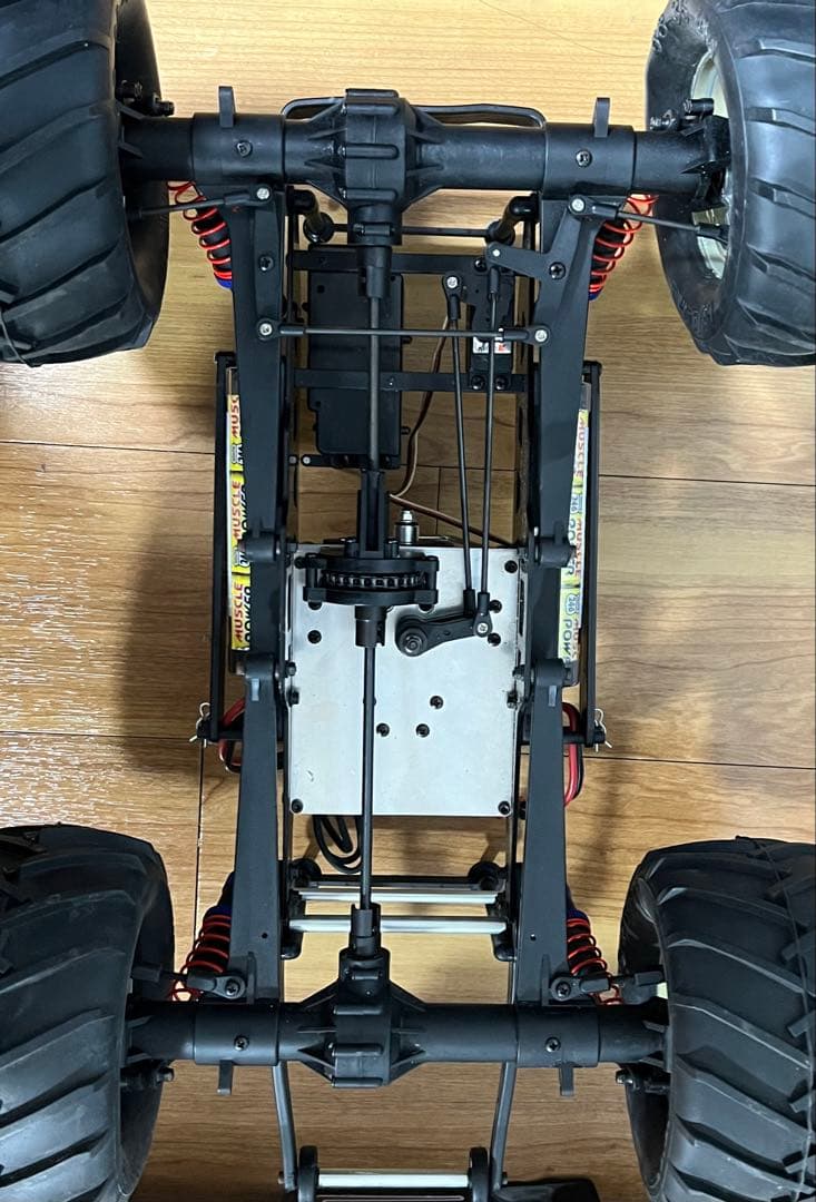 京商　マッドフォース　MAD FORCE VE ラジコンカー