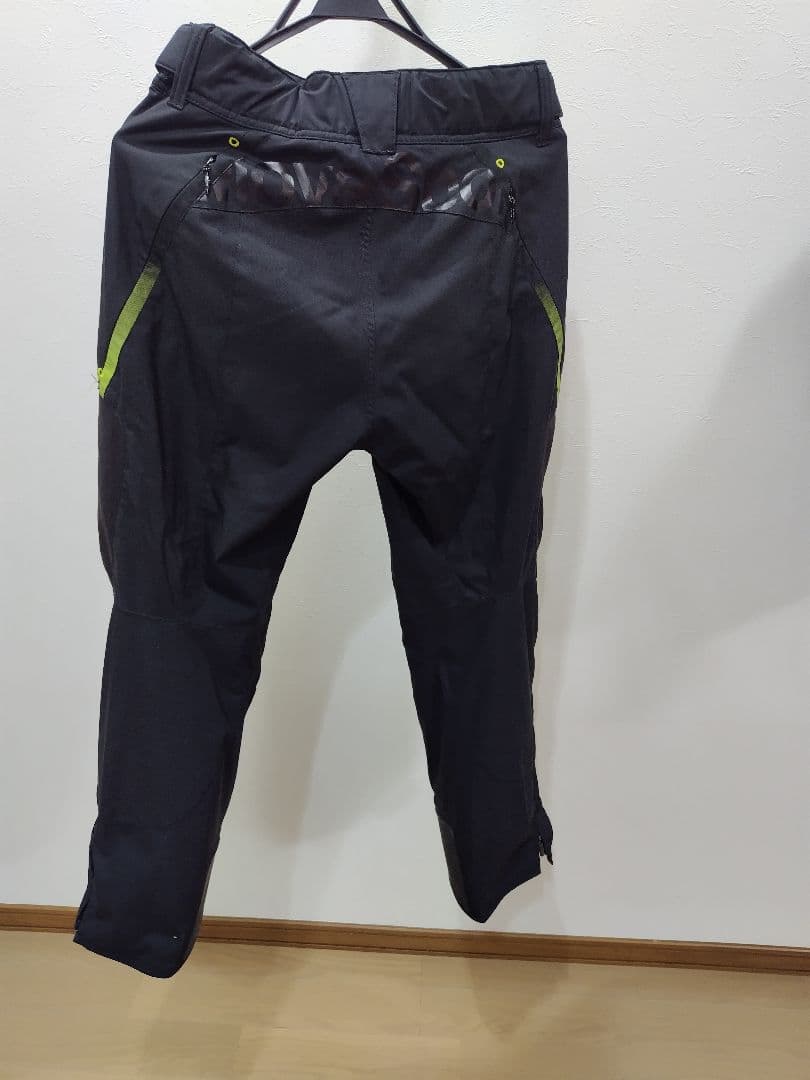 デサント　スキーウェア　上下セット