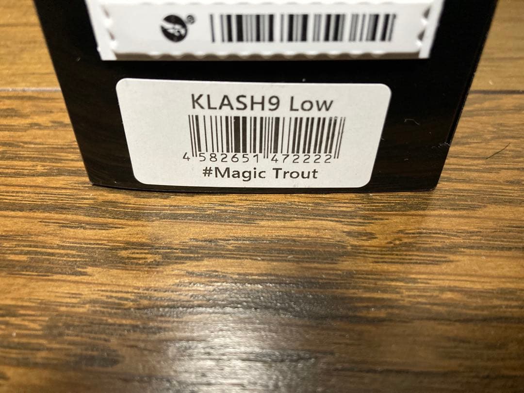 新品未使用品 DRT KLASH9 LO クラッシュナイン マジックトラウト