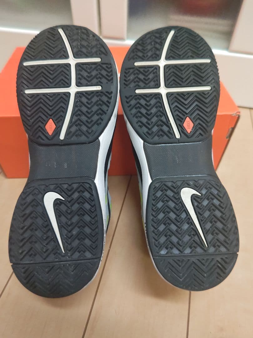 ナイキ　ZOOM VAPOR 9 TOUR 26cm フェデラー