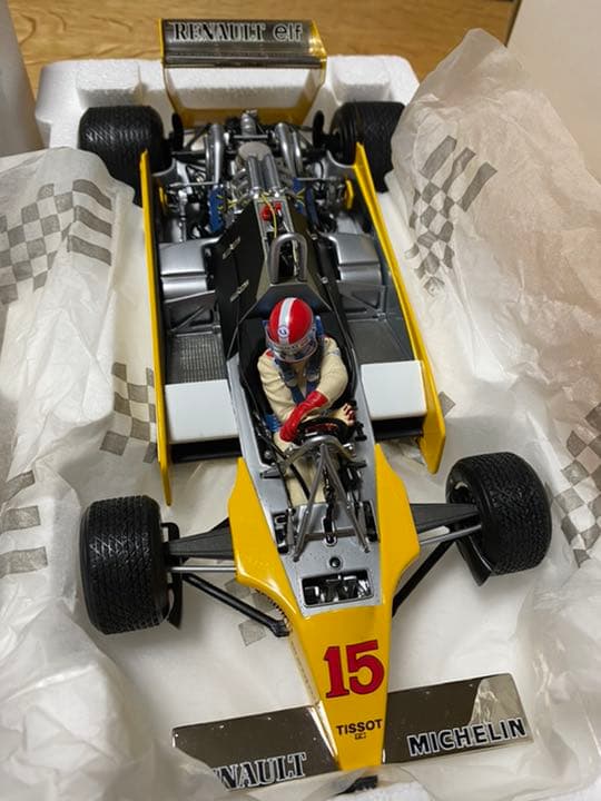 絶版！希少！ルノーRE20 F1 1／18ドライバー付き未展示品