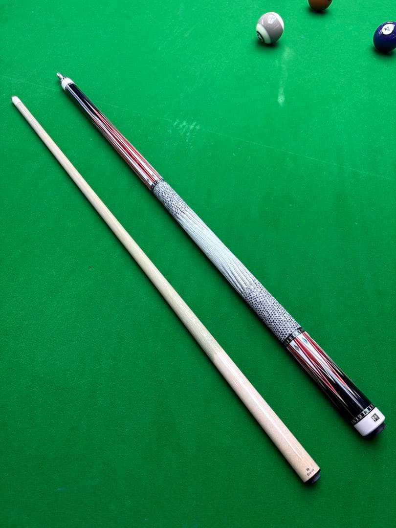 Touareg　CUE LEES 最上位モデル 赤霄 シャフトつき