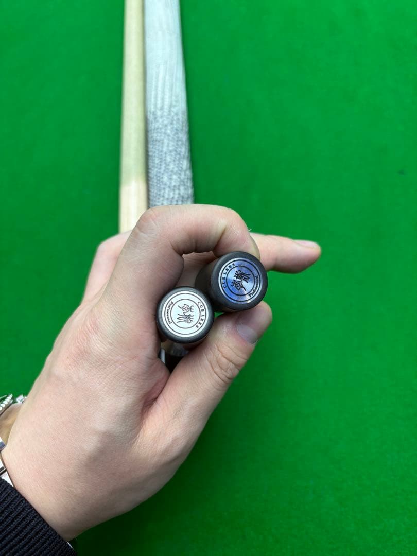 Touareg　CUE LEES 最上位モデル 赤霄 シャフトつき