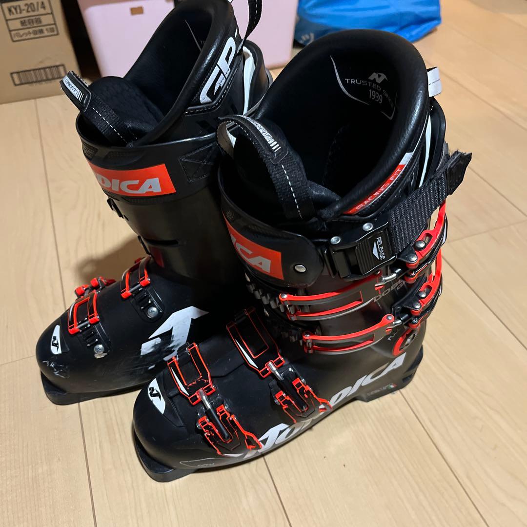 ノルディカ　ドーベルマンGP130 295mm