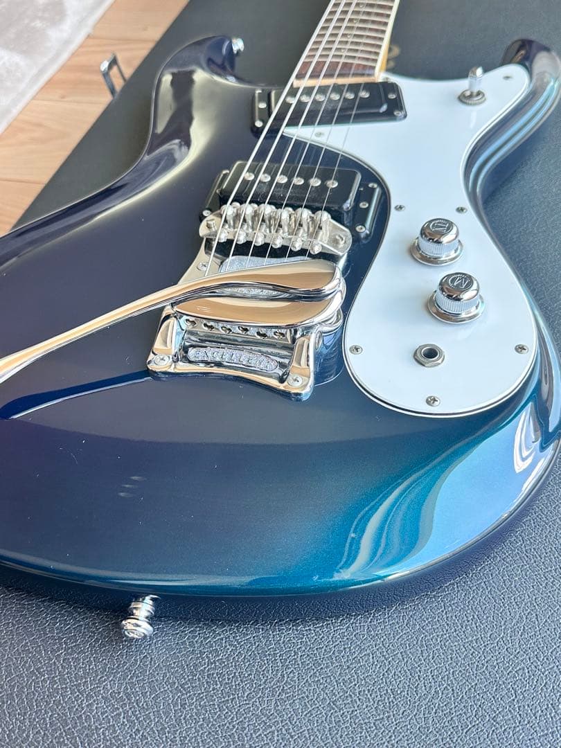 モズライト mosrite ギター 黒雲 ハードケース付き