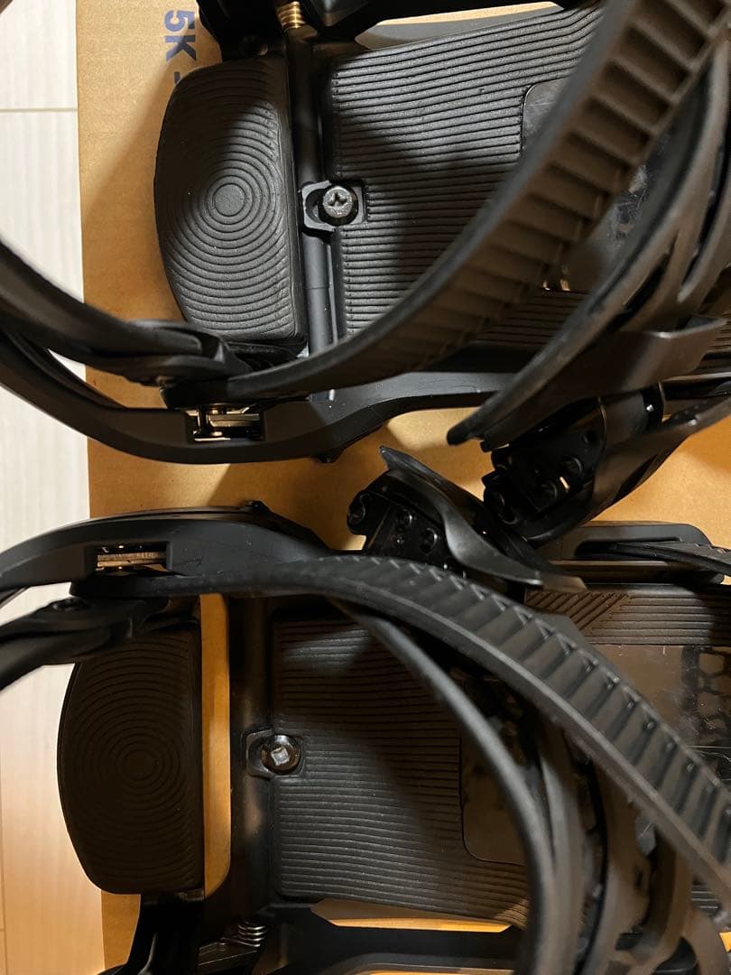 ナイデッカースーパーマチック　メンズM 23-24