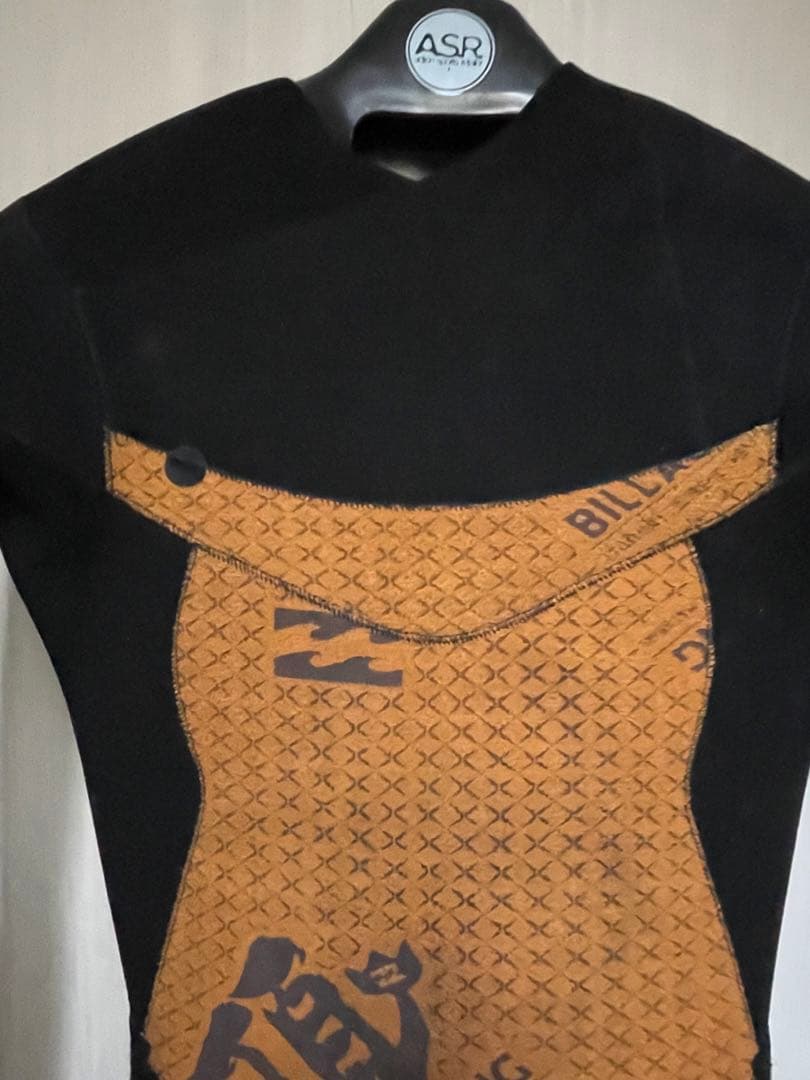 最終値下げ‼️ビラボンセミドライスーツ