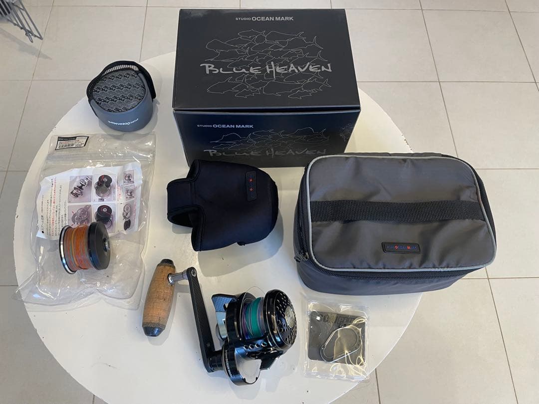 激レア美品！限定シリアルOCEAN MARK BLUE HEAVEN 両軸リール