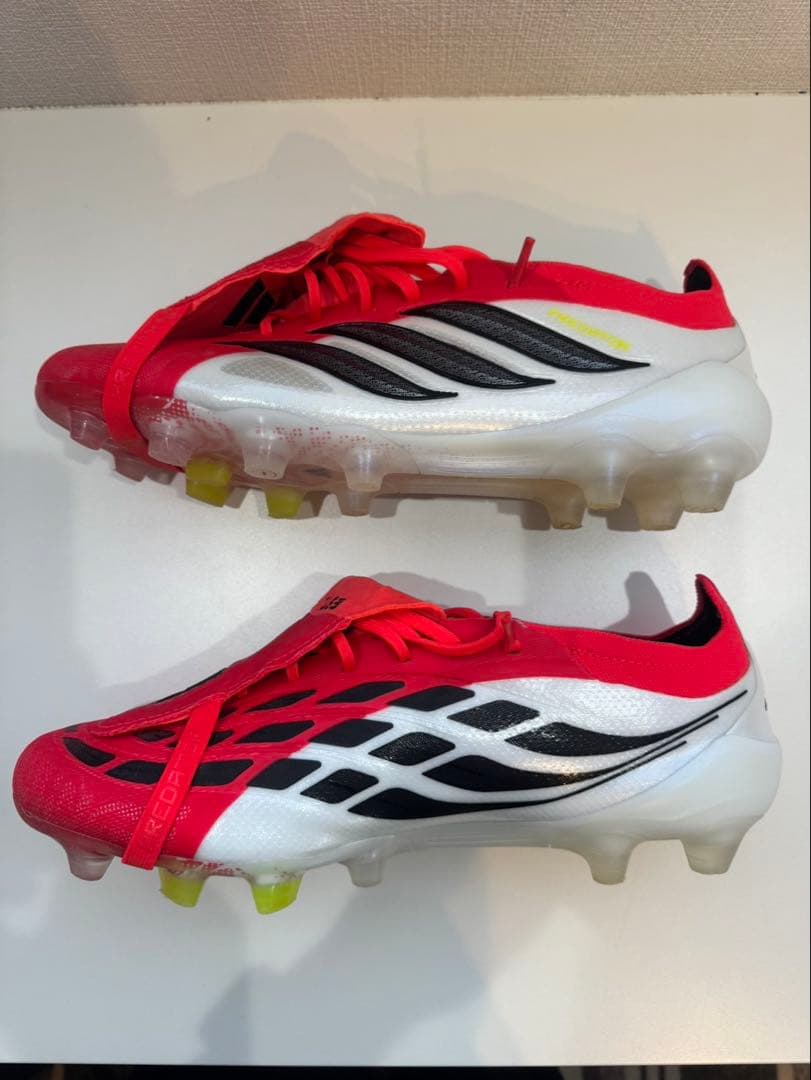 【最新版】プレデターELITEフォールディングシュータンHG/AG/土・人工芝用