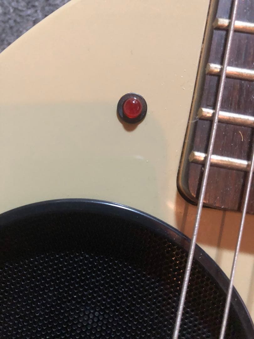 ＺＯ-３美品です‼️格安で大変お買い得でーす❗️オマケ付き^ ^