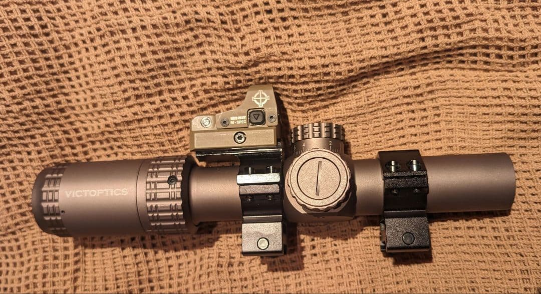 希少サイトマークオープンドットサイト(スコープは付属しません)