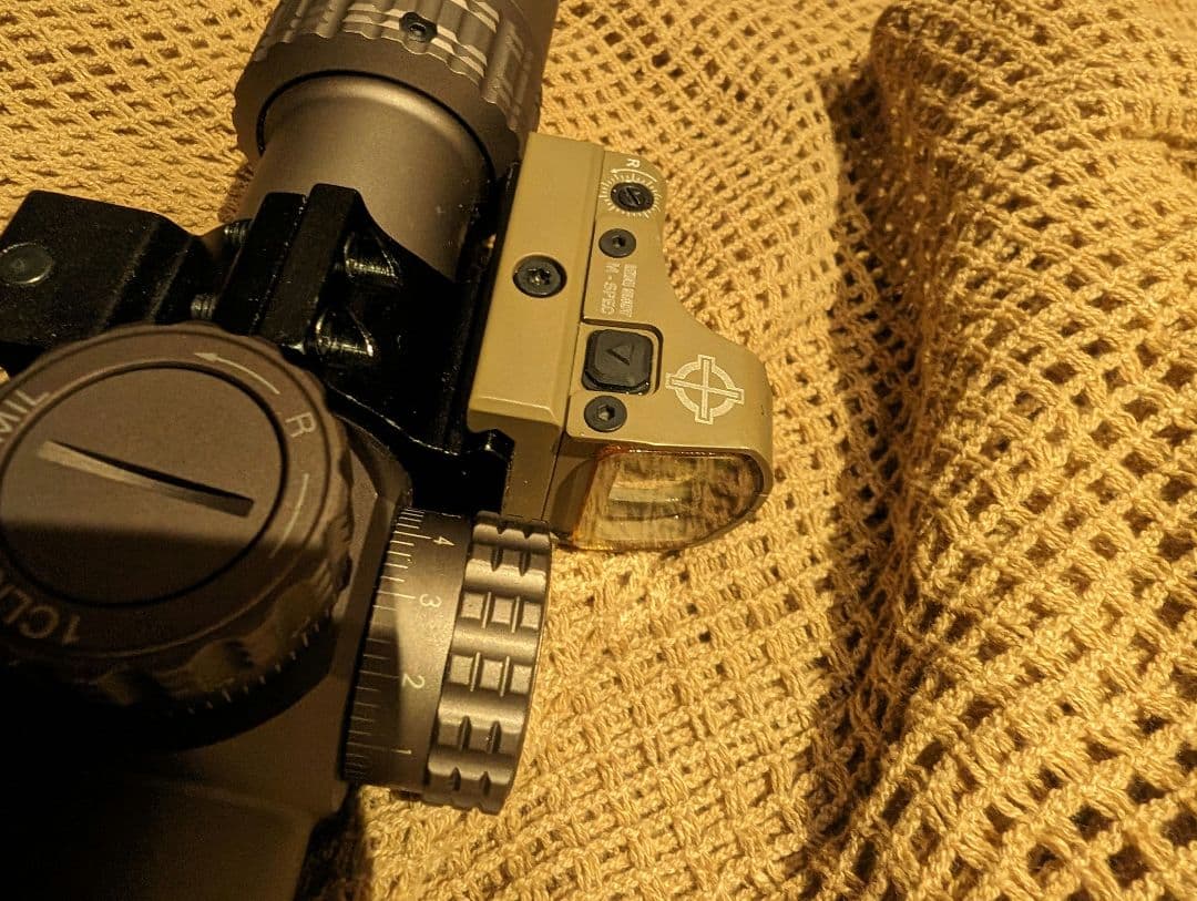 希少サイトマークオープンドットサイト(スコープは付属しません)