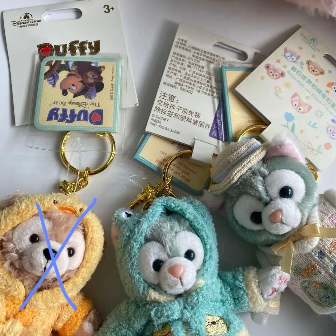上海ディズニー　ダッフィーフレンズ・キーチェーンぬいぐるみ・肩のせいぬいぐるみ他