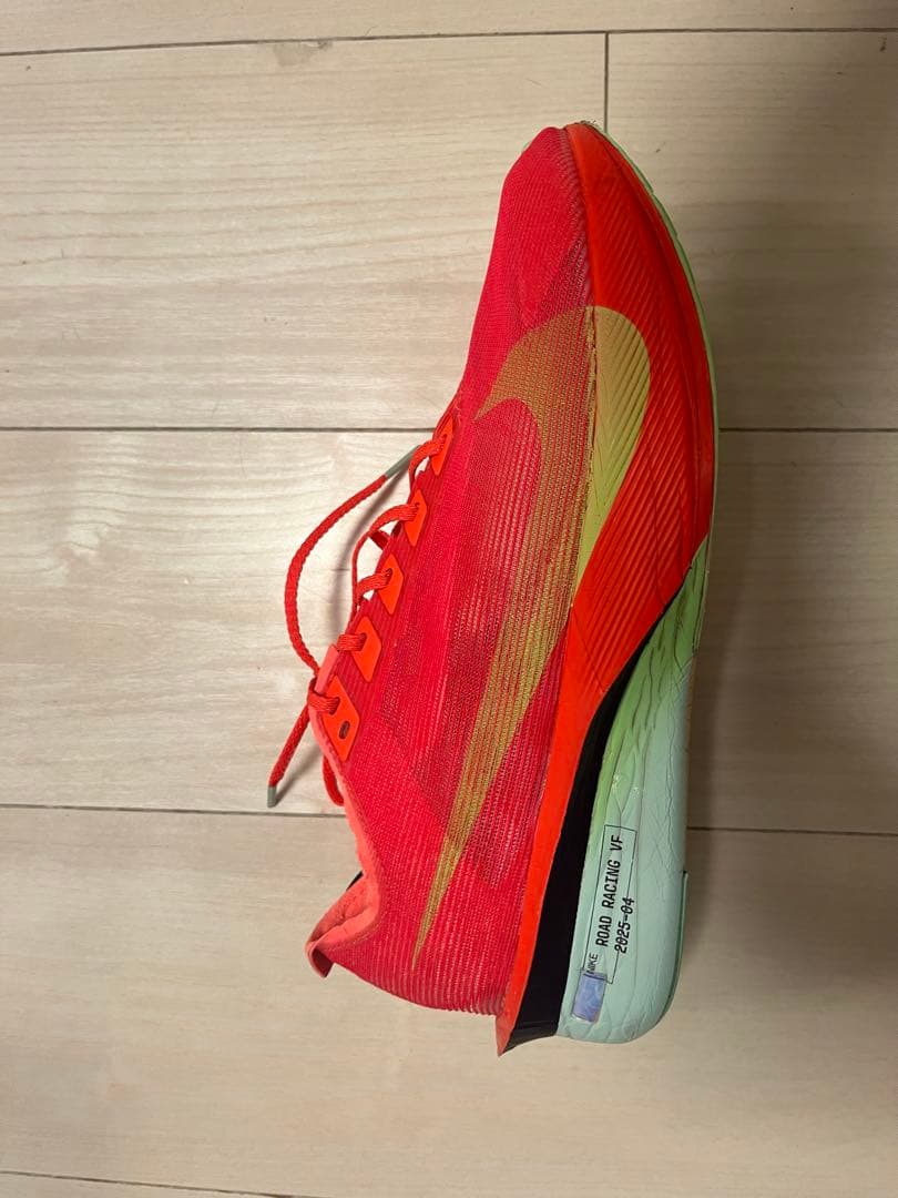 VAPORFLY NEXT%4 27.5、ヴェイパーフライ4 27.5