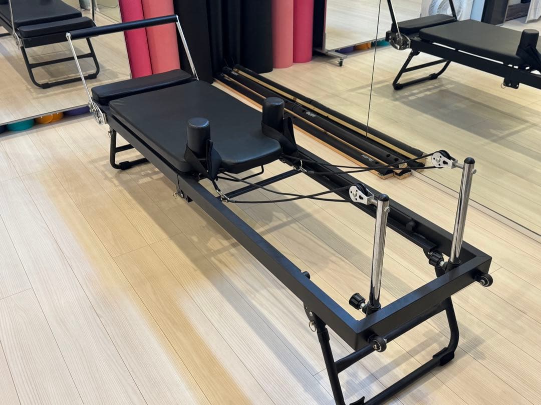 お家でピラティス！ 折りたたみ ピラティス リフォーマー コンパクト 軽量設計