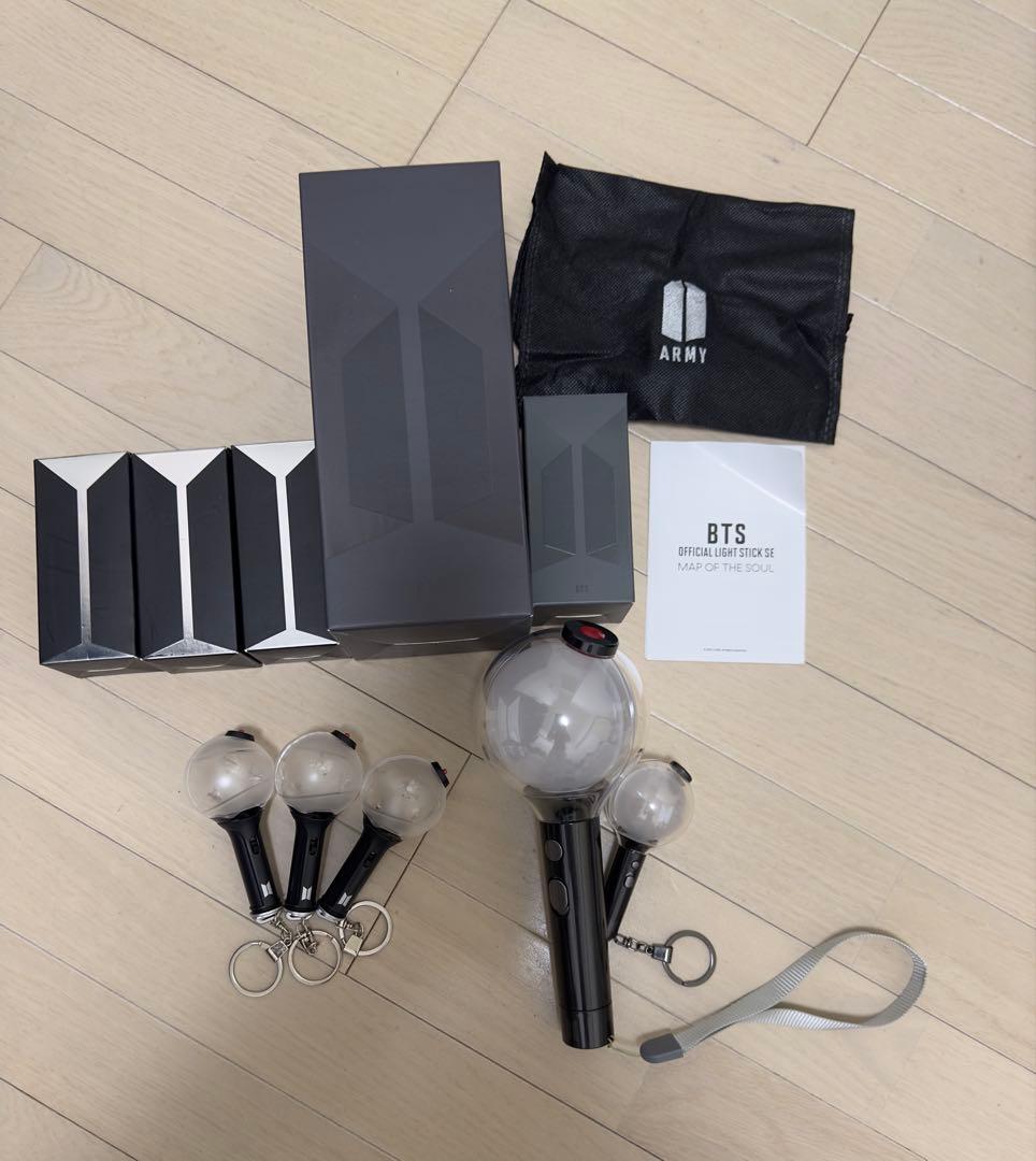 BTS 公式ペンライト1点　キーリング4点