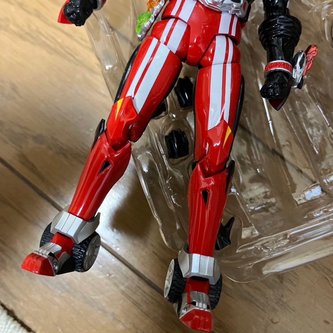 フィギュアーツ　仮面ライダー　ドライブ　タイプトライドロン　ガヴ　トライドロン