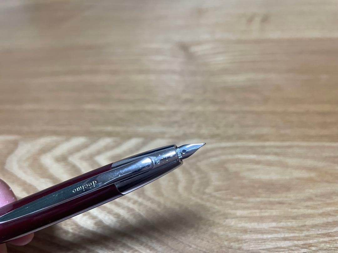 パイロット 万年筆 キャップレス デシモ　レッド