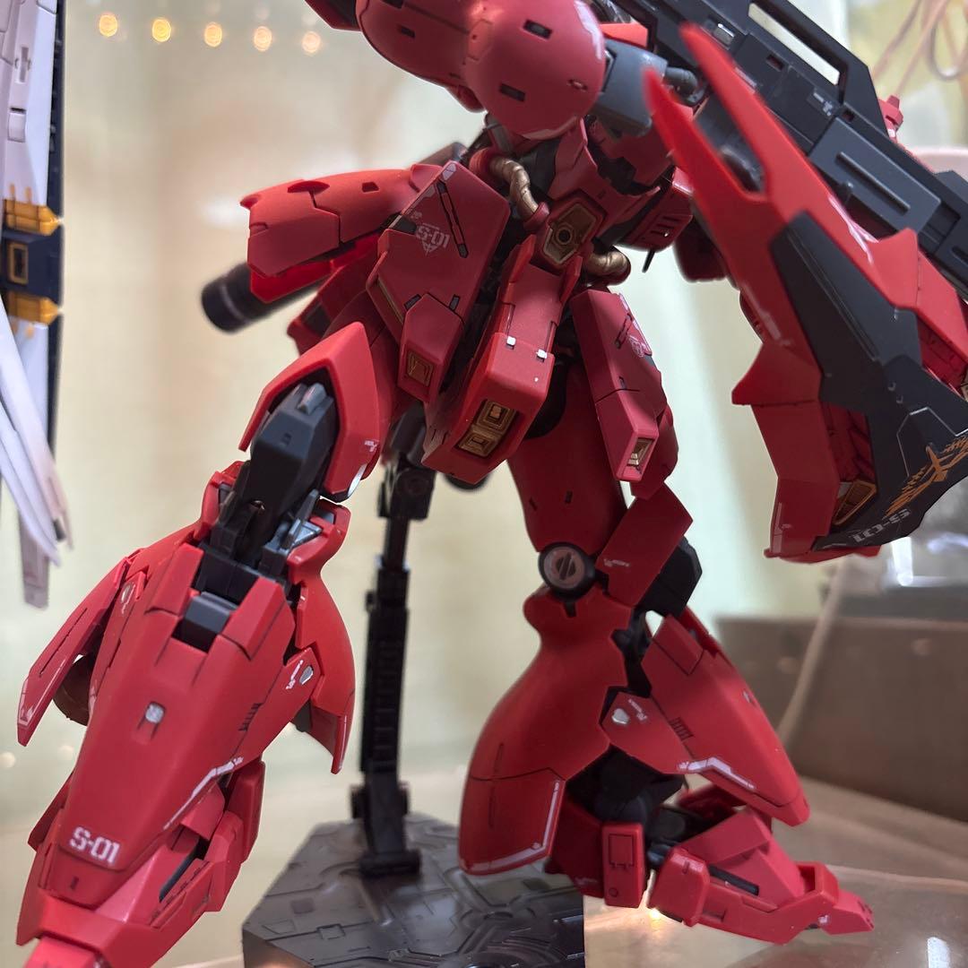 A*I様 RG νガンダム　サザビー