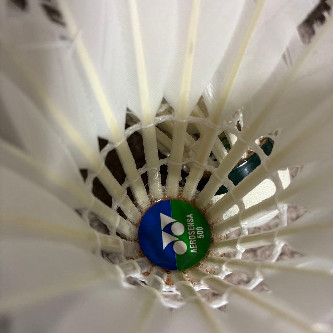 送料無料　YONEX AEROSENSA 400 500 羽根シャトル 訳あり