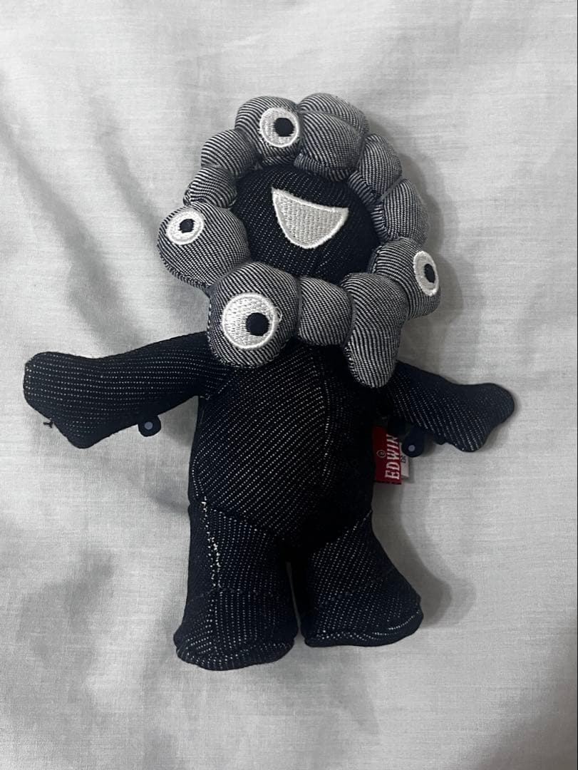 【終売品】黒ミャクミャク　EDWIN エドウィン　ボールチェーン【万博限定品】