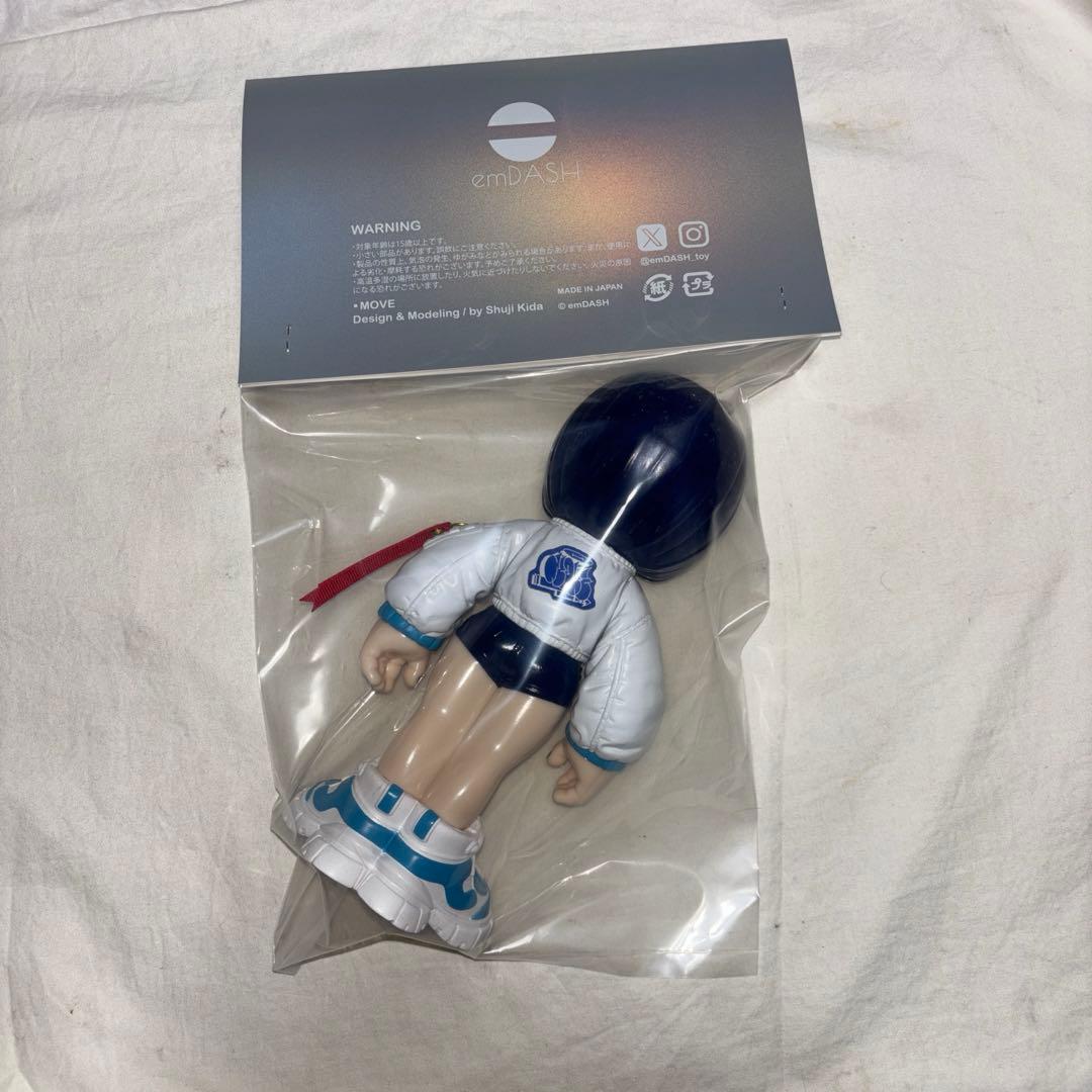 emDASH MOVE BASIC ソフビ