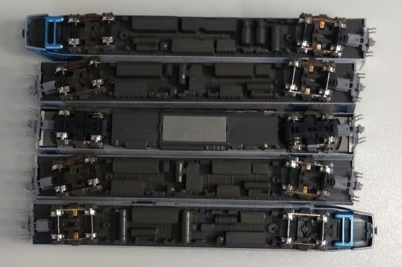 883系「ソニック833」イエロー5両セット（KATO 10-485）