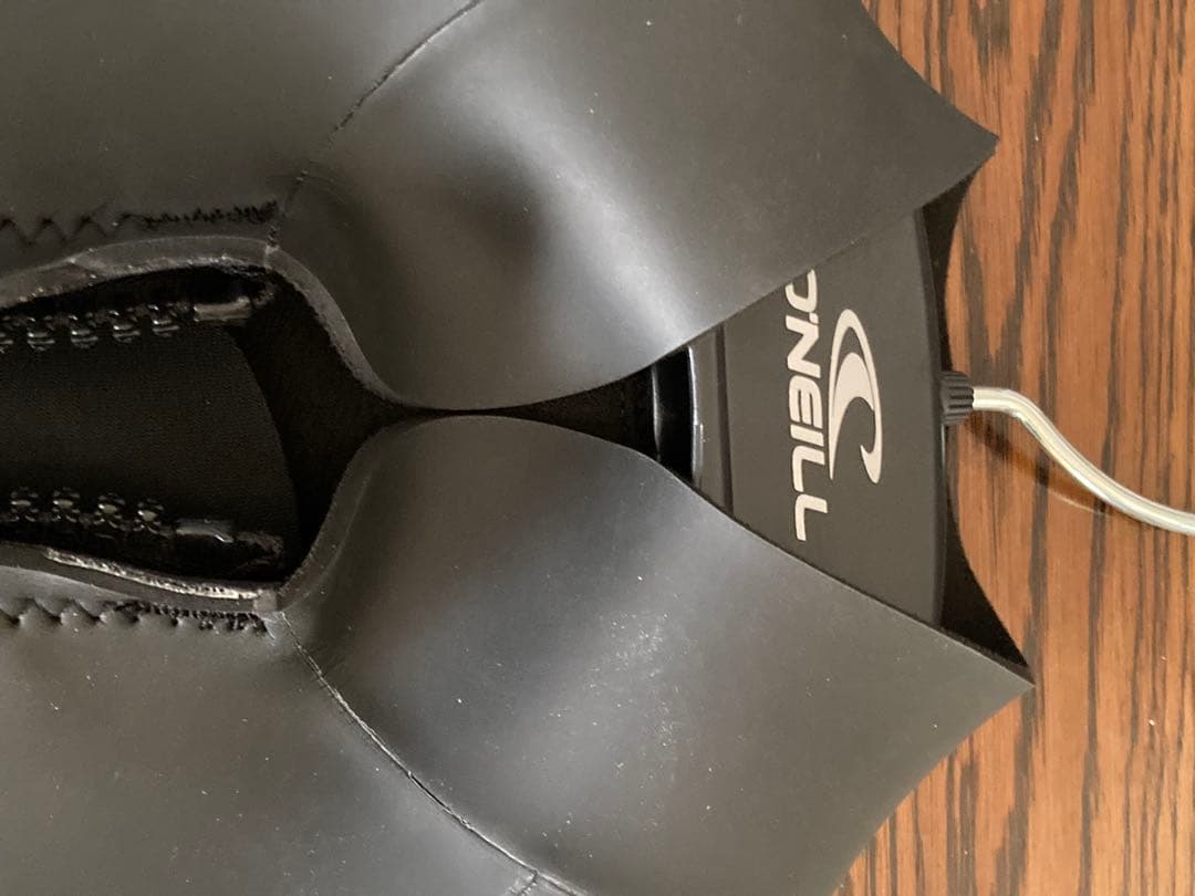 新品未使用 タグ付O'Neill ブラック タッパー フロントジッパー