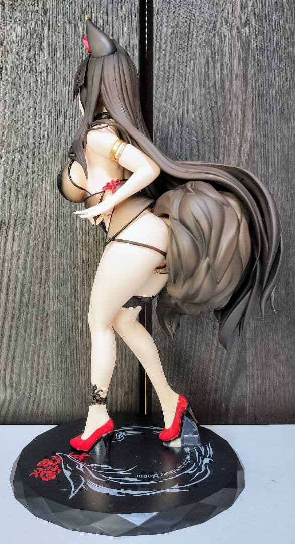 真冬に咲くバラ