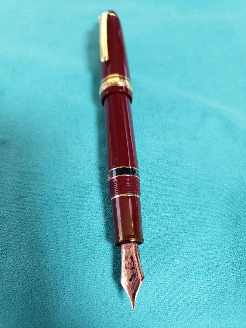 セーラー　プロフィット　レアロ　万年筆　マルン　中字