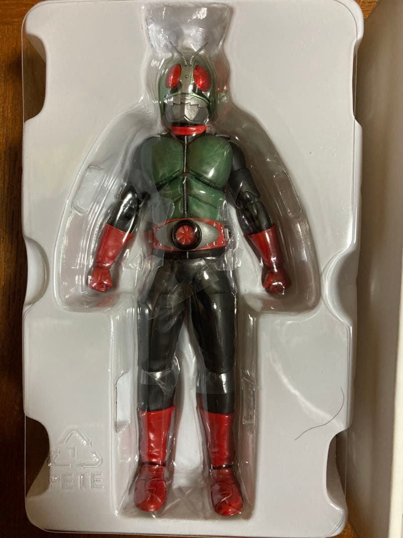 【美品】 フィギュアーツ 真骨彫 仮面ライダー 新2号