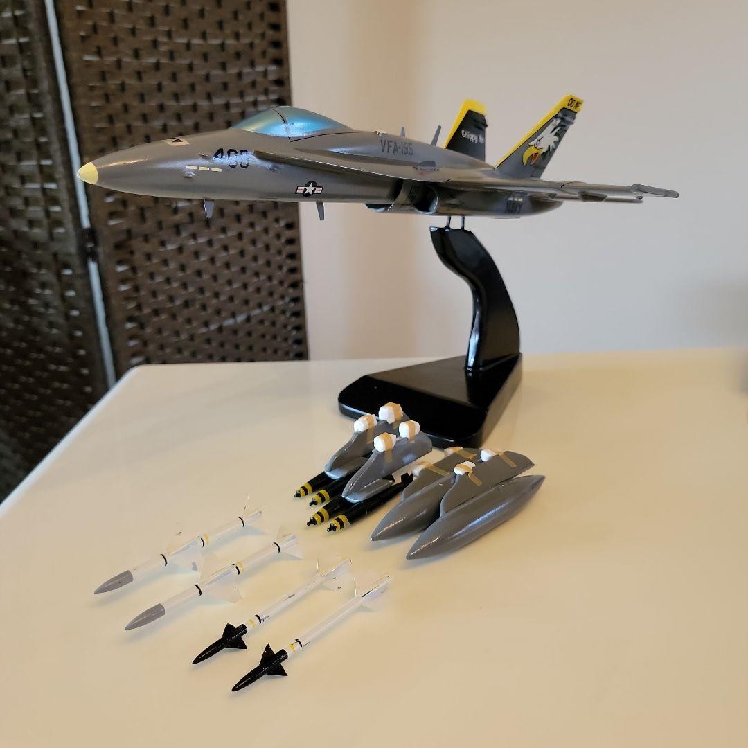VFA-195 F/A―18C ホーネット ソリッドモデル