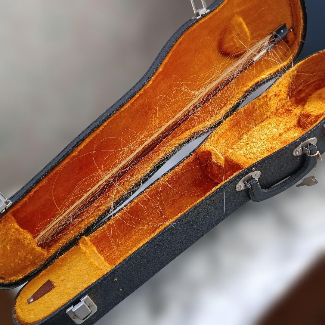 (未使用)オレンジ色の木製バイオリン(SUZUKI製)