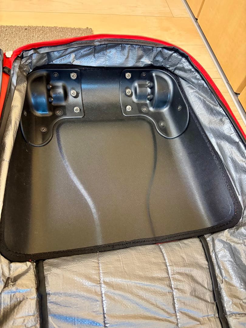 Burton スノーボードバッグ 赤　キャスター付き