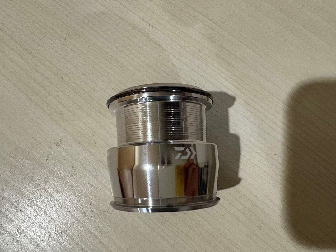 ★☆ダイワ 22イグジスト　LT2500S スプール 超美品