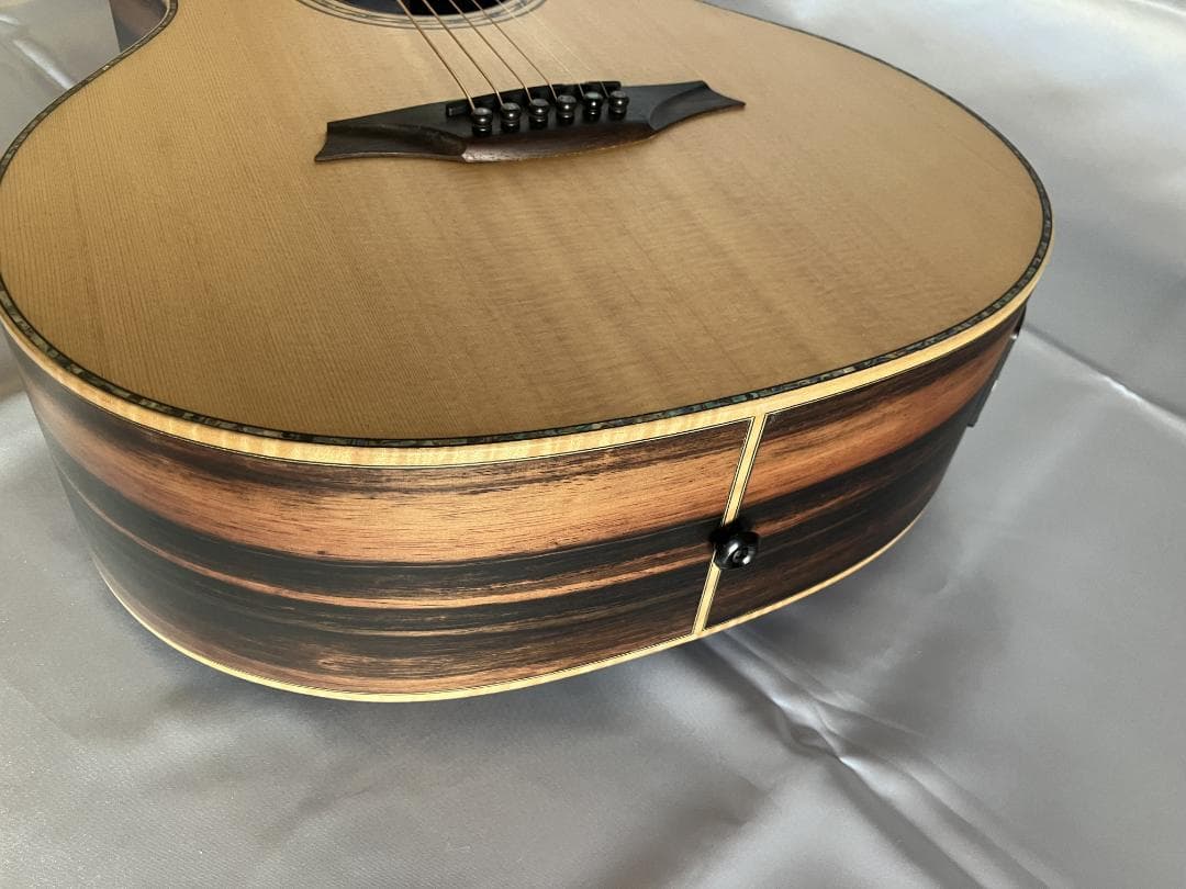 オール単板エレアコギター（殆ど未使用）　Bromo　BAR5CE　ギグバッグ付属