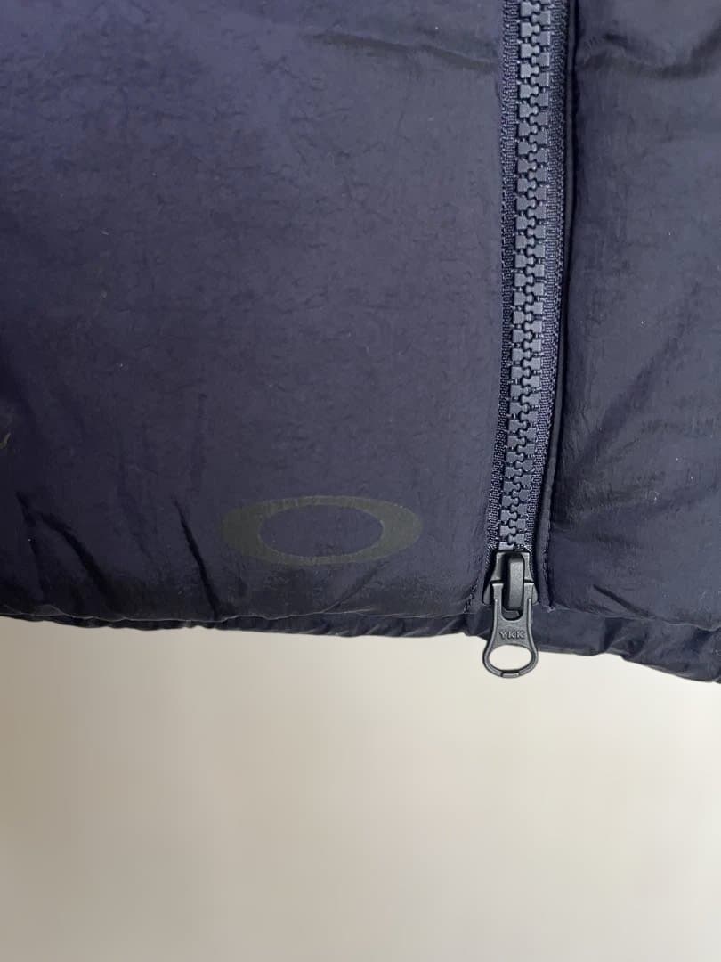 新品　S ゴルフ　オークリー 中綿ベスト グレー　撥水 軽量 保温