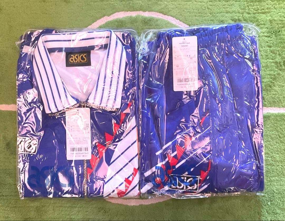 日本代表　トレーニングウエア