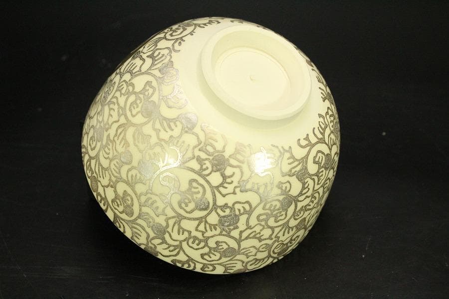 【美品】茶道具 清水焼 粟田窯 茶碗 金彩金葵紋 岡田暁山 共布(メ1176)