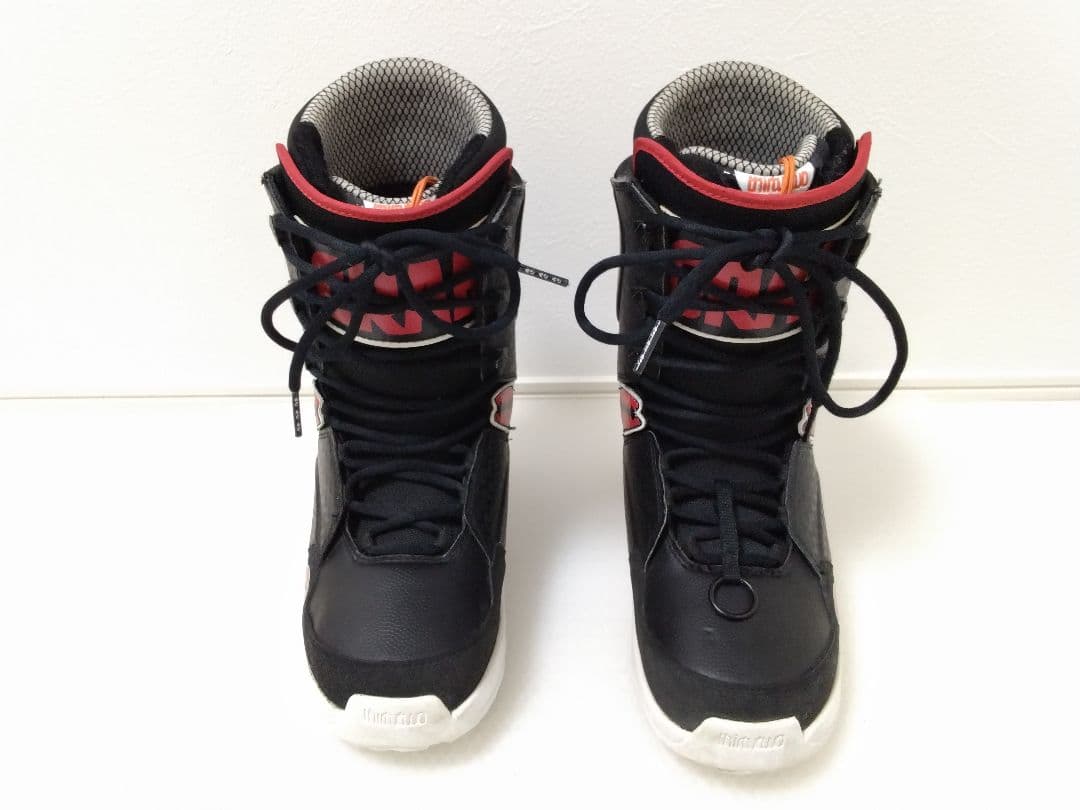 スノーボード THIRTYTWO LASHED CRAB GRAB 26.5cm