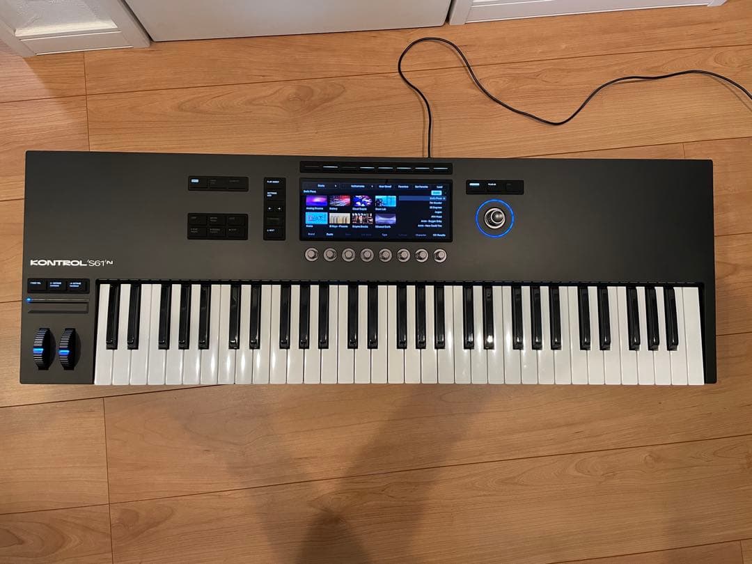 NativeInstruments Kontrol S61 MK3 ライセンス有