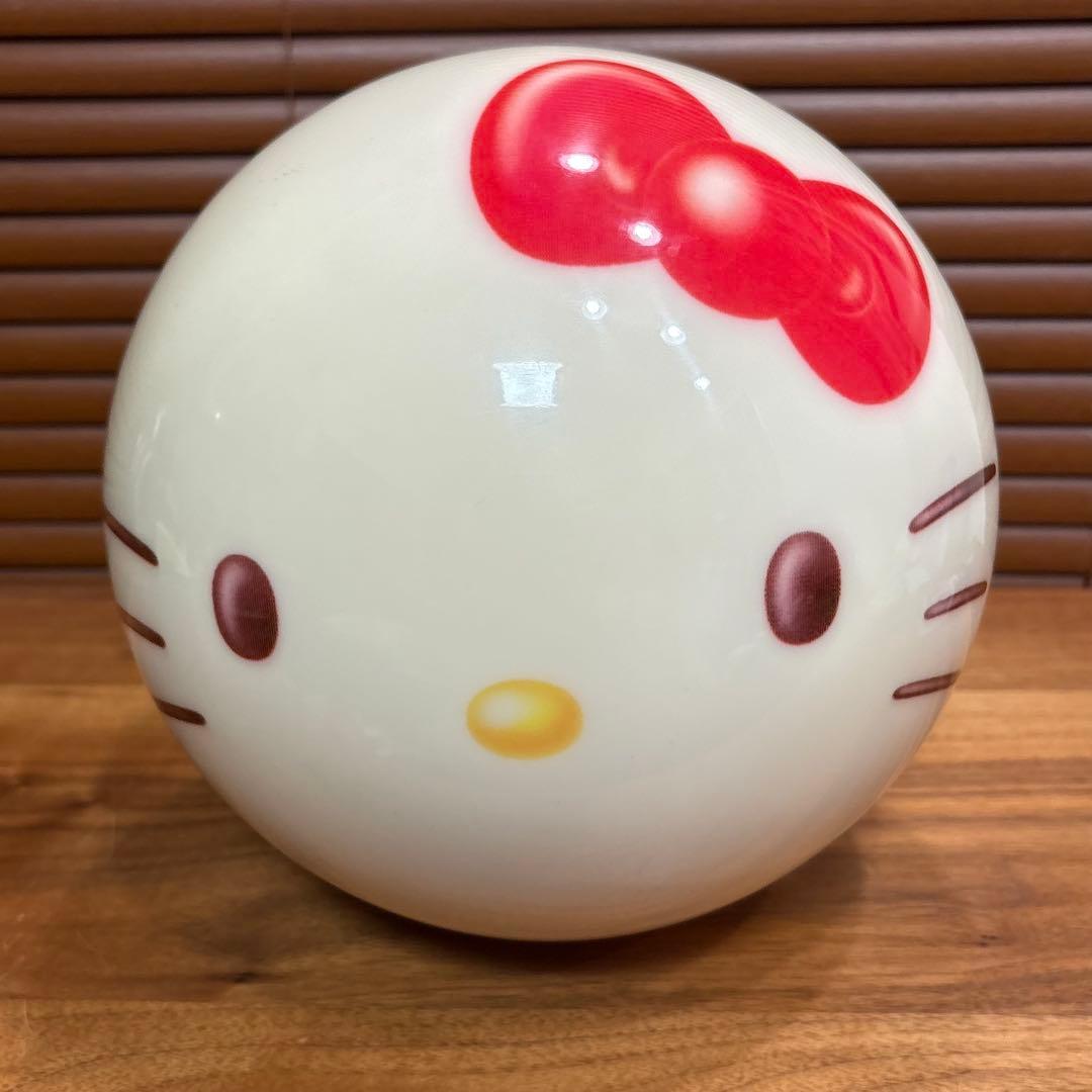 2003年☆新品　ハローキティ　ボウリング　玉