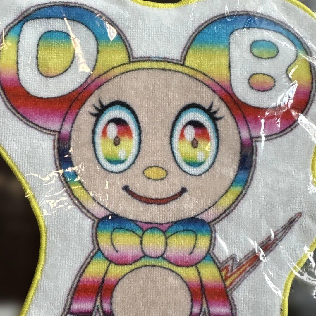 村上隆氏デザインのハンカチ