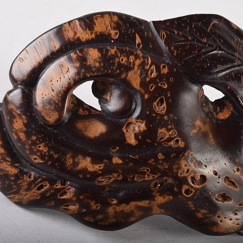 中国　書道具　唐木瘤木製　葉形　墨置　筆置　V　8033